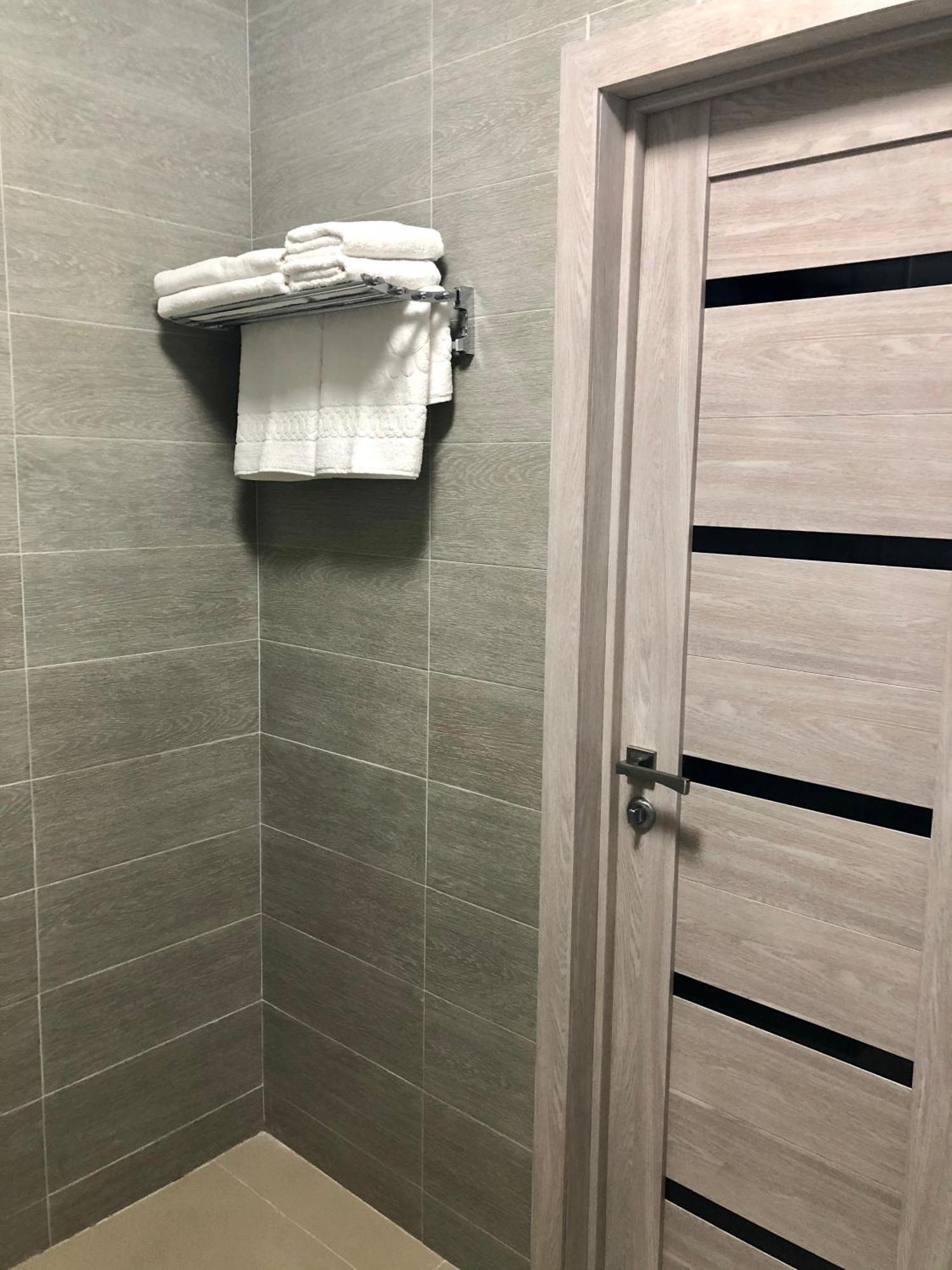 Tarlan Hotel Aktau  Ngoại thất bức ảnh